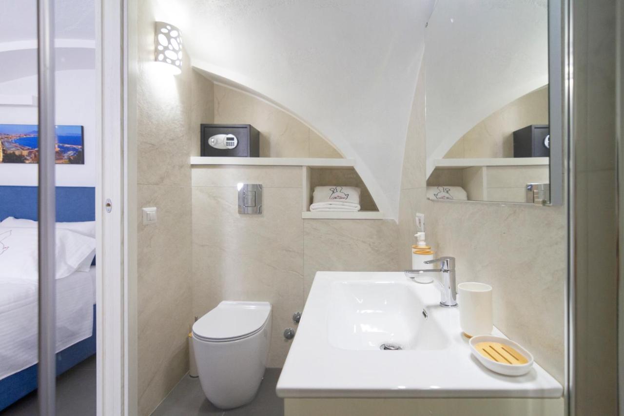 Ferienwohnung San Gennaro Short Lets 2,0 Neapel Exterior foto